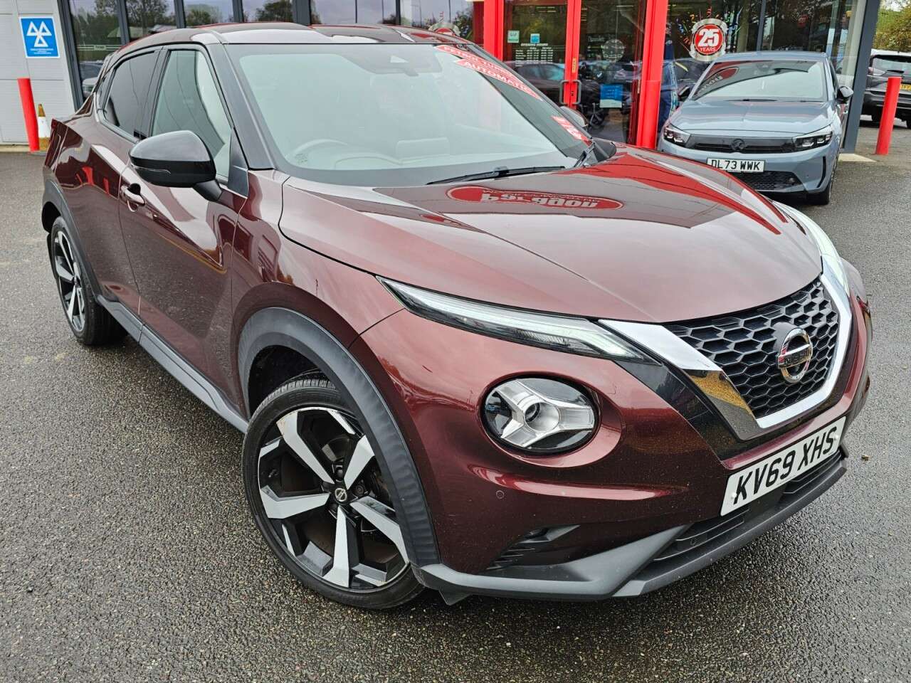 A 2019 NISSAN JUKE 1.0 DIG-T Tekna SUV 5dr Petrol DCT Auto Euro 6 (s/s) (117 ps) A 2019 NISSAN JUKE 1.0 DIG-T Tekna SUV 5dr Petrol DCT Auto Euro 6 (s/s) (117 ps)