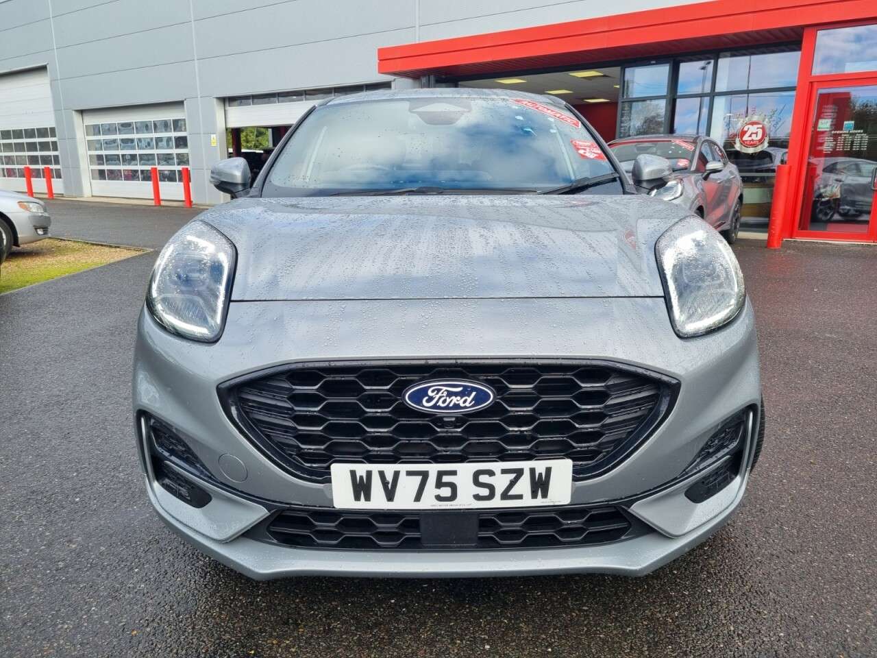 A 2025 FORD PUMA 1.0T EcoBoost MHEV ST-Line X SUV 5dr Petrol Hybrid DCT Euro 6 (s/s) (125 ps A 2025 FORD PUMA 1.0T EcoBoost MHEV ST-Line X SUV 5dr Petrol Hybrid DCT Euro 6 (s/s) (125 ps