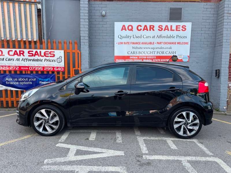 A 2016 KIA RIO CRDI 3 ISG A 2016 KIA RIO CRDI 3 ISG