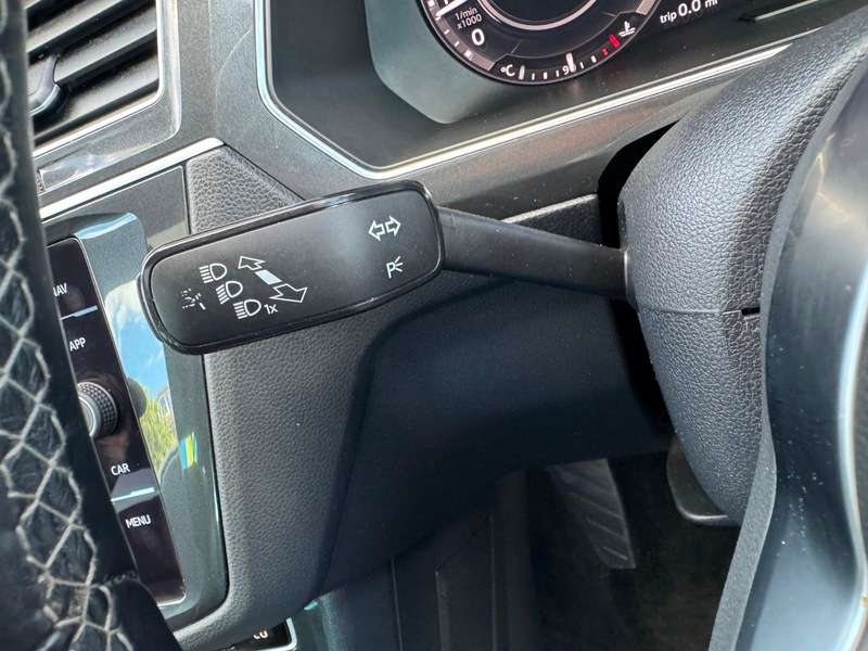 2018 VOLKSWAGEN TIGUAN 2018 VOLKSWAGEN TIGUAN