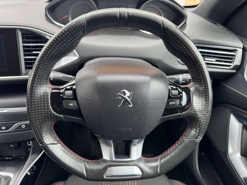 2016 PEUGEOT 308 2016 PEUGEOT 308