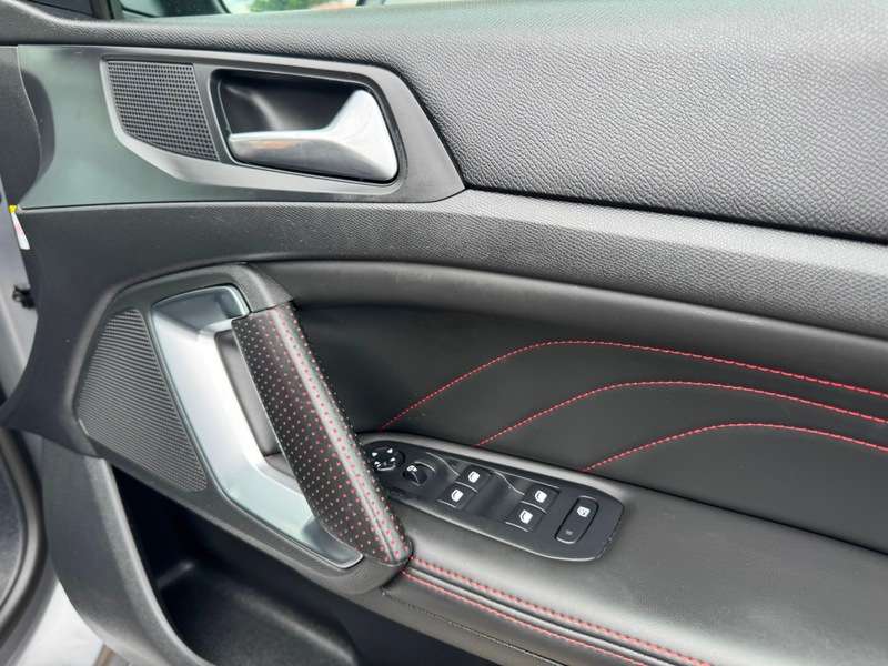 2016 PEUGEOT 308 2016 PEUGEOT 308