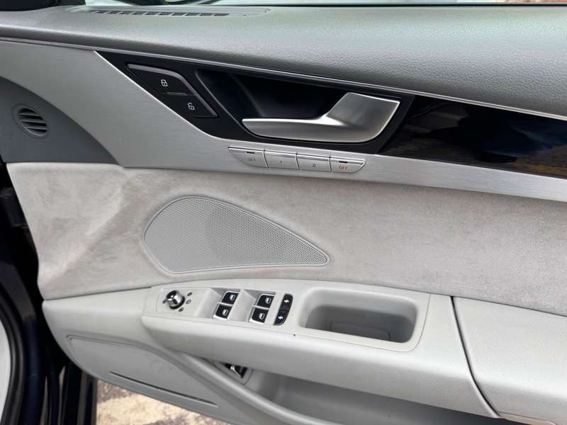 2016 AUDI A8 2016 AUDI A8