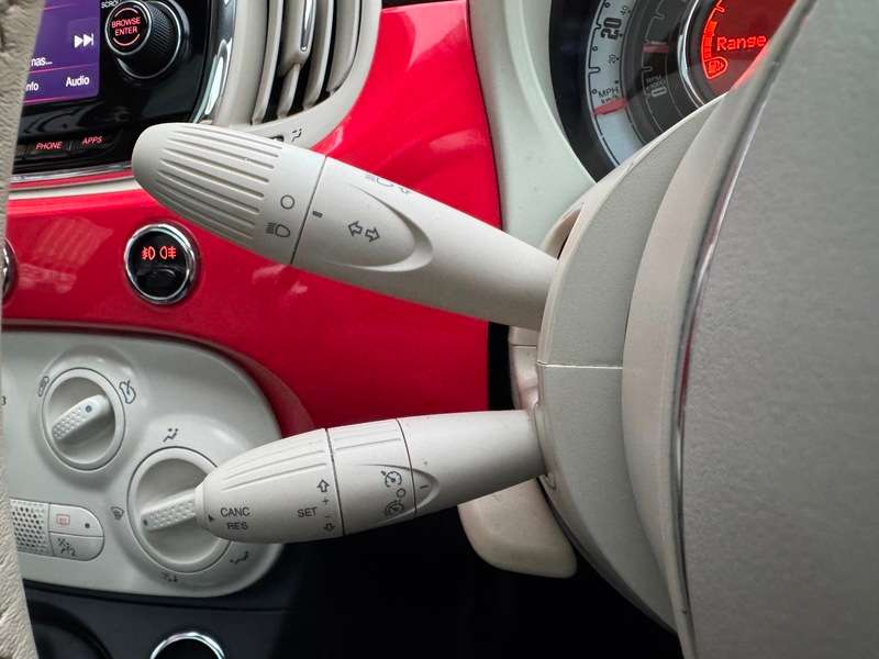 2017 FIAT 500 2017 FIAT 500