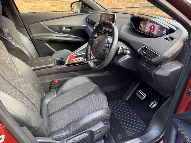 2019 PEUGEOT 3008 2019 PEUGEOT 3008