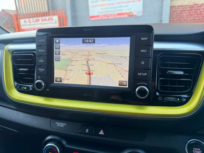 2018 KIA STONIC 2018 KIA STONIC