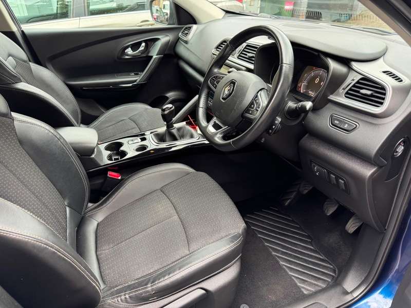 2017 RENAULT KADJAR 2017 RENAULT KADJAR