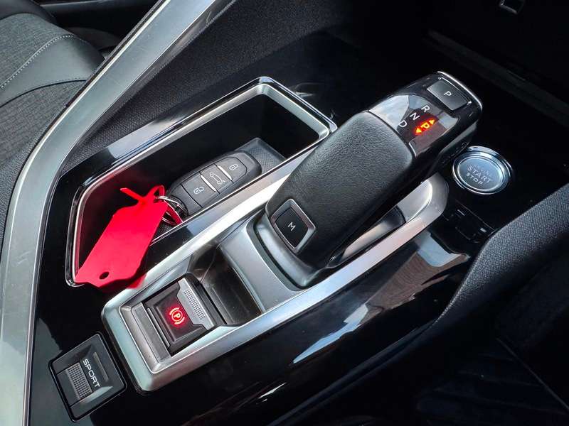 2019 PEUGEOT 3008 2019 PEUGEOT 3008