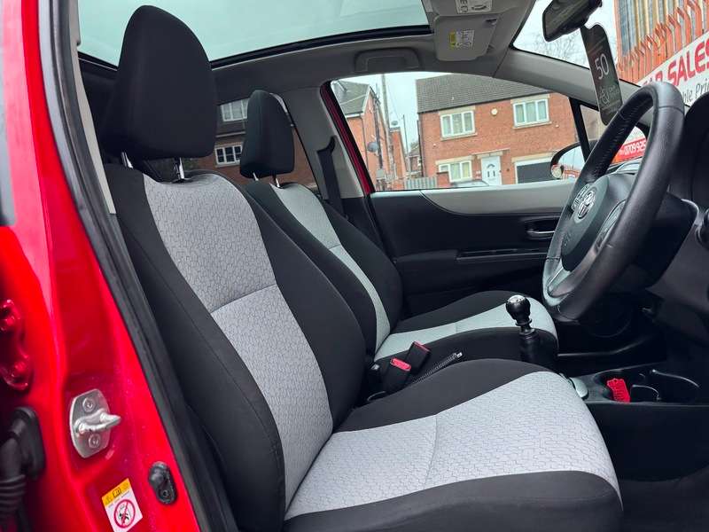 2013 TOYOTA YARIS 2013 TOYOTA YARIS