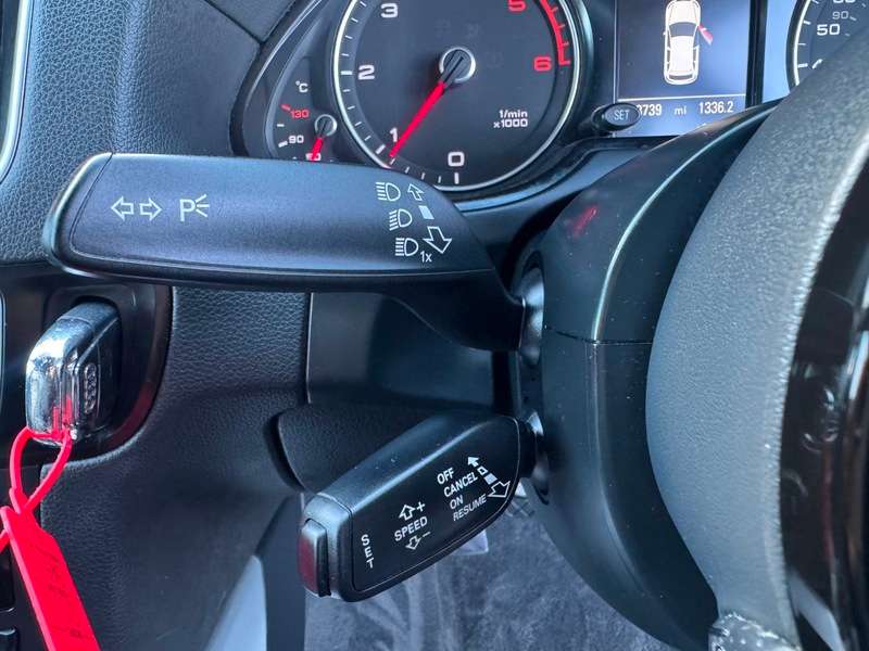 2015 AUDI Q5 2015 AUDI Q5