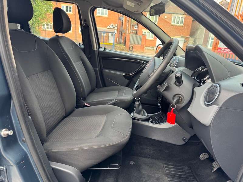 2014 DACIA DUSTER 2014 DACIA DUSTER