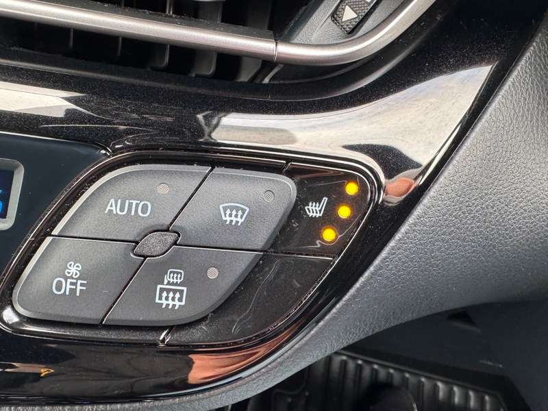 2018 TOYOTA CHR 2018 TOYOTA CHR