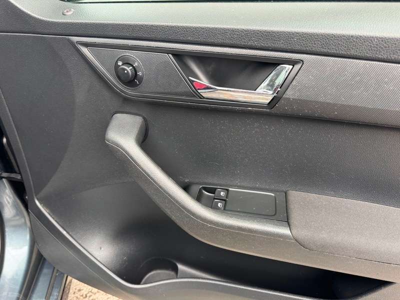 2016 SKODA FABIA 2016 SKODA FABIA