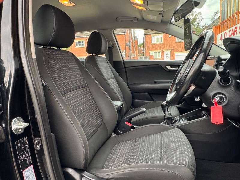 2019 KIA STONIC 2019 KIA STONIC