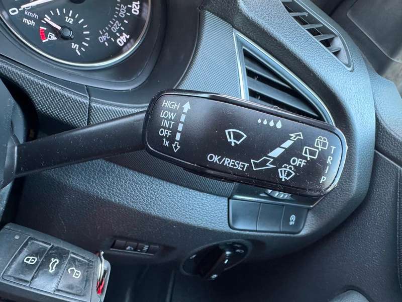 2015 SKODA FABIA 2015 SKODA FABIA