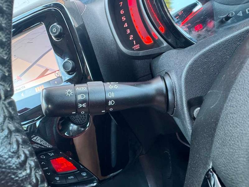 2017 TOYOTA AYGO 2017 TOYOTA AYGO