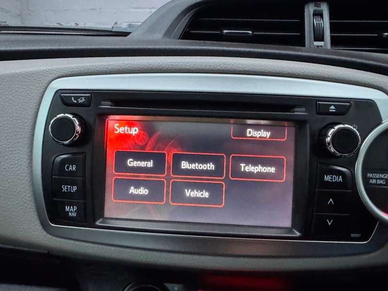 2013 TOYOTA YARIS 2013 TOYOTA YARIS