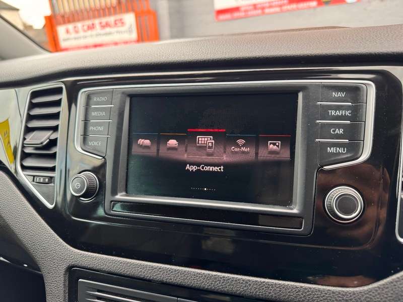 2015 VOLKSWAGEN GOLF 2015 VOLKSWAGEN GOLF