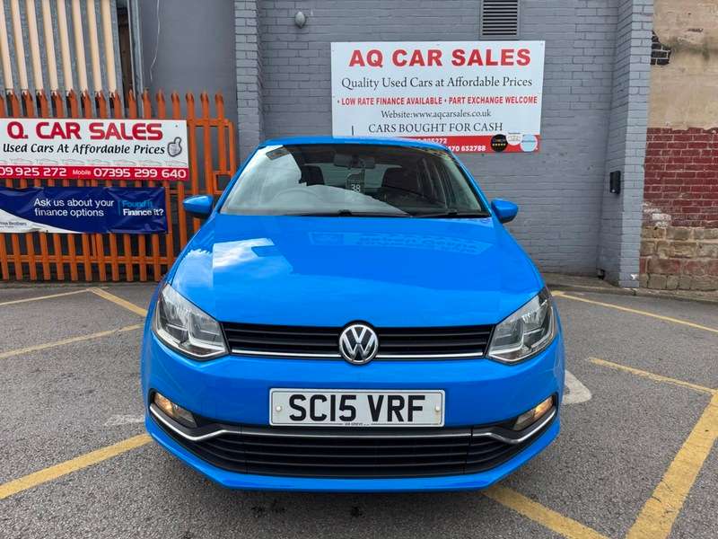 A 2015 VOLKSWAGEN POLO SE A 2015 VOLKSWAGEN POLO SE