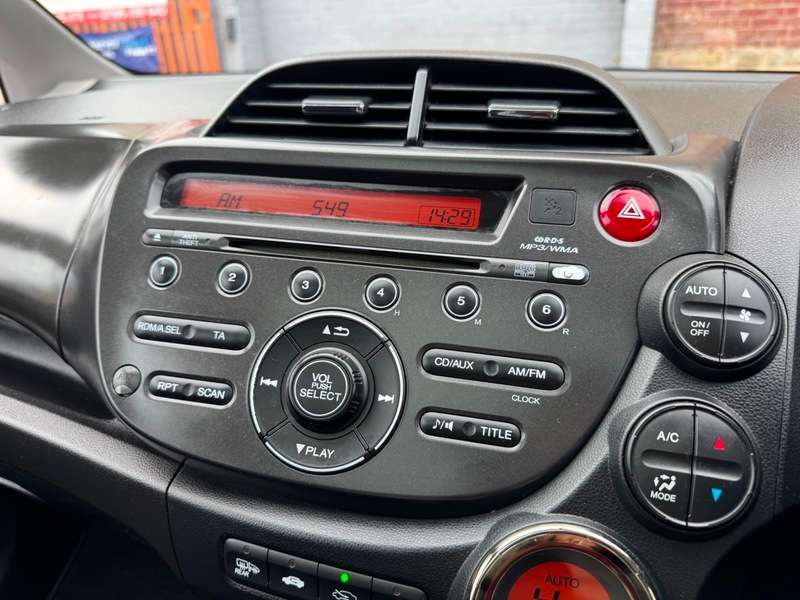 2015 HONDA JAZZ 2015 HONDA JAZZ