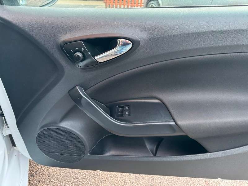 2016 SEAT IBIZA 2016 SEAT IBIZA