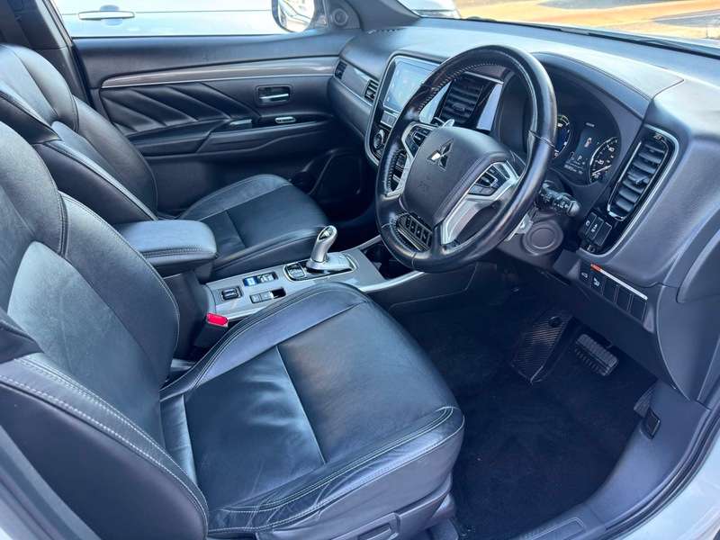 2019 MITSUBISHI OUTLANDER 2019 MITSUBISHI OUTLANDER