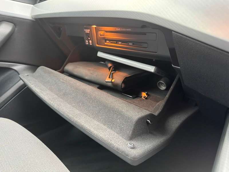 2016 AUDI A4 2016 AUDI A4