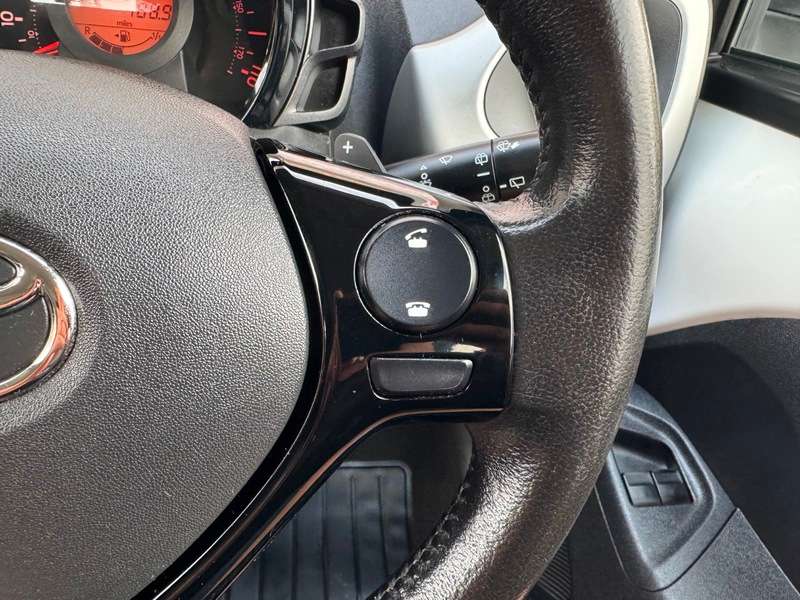 2017 TOYOTA AYGO 2017 TOYOTA AYGO