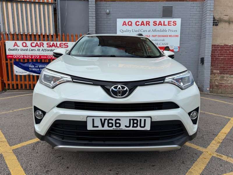 A 2016 TOYOTA RAV4 D-4D EXCEL A 2016 TOYOTA RAV4 D-4D EXCEL