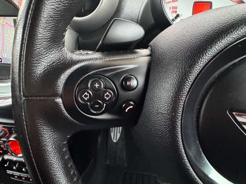 2011 MINI COUNTRYMAN 2011 MINI COUNTRYMAN