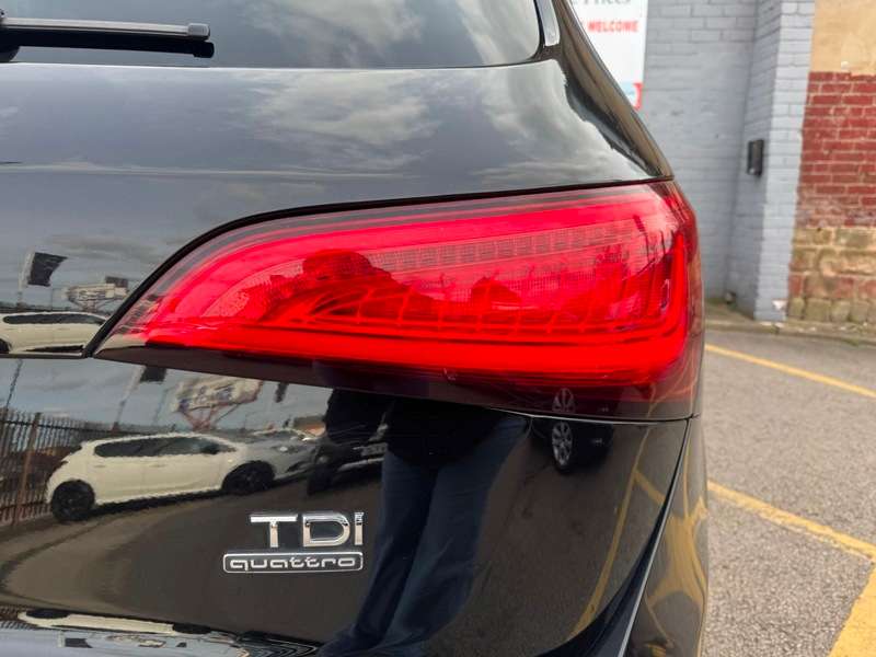 2015 AUDI Q5 2015 AUDI Q5