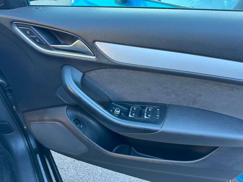 2015 AUDI Q3 2015 AUDI Q3