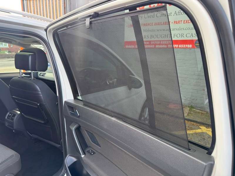2016 VOLKSWAGEN TOURAN 2016 VOLKSWAGEN TOURAN