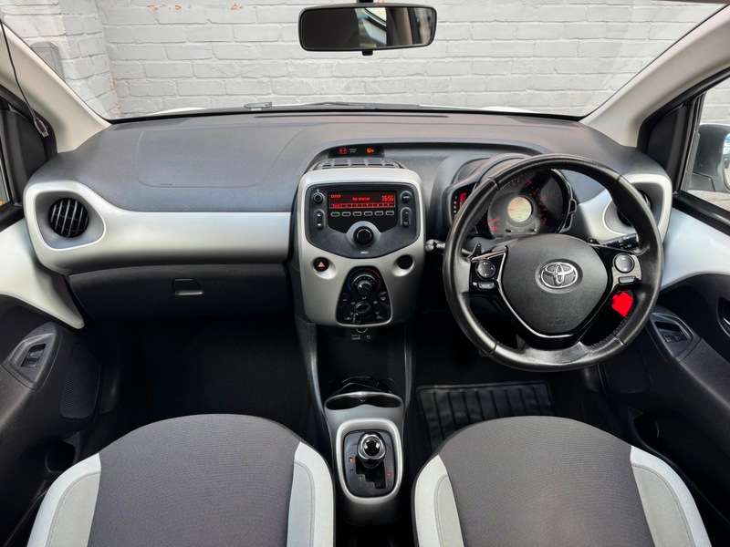 2017 TOYOTA AYGO 2017 TOYOTA AYGO
