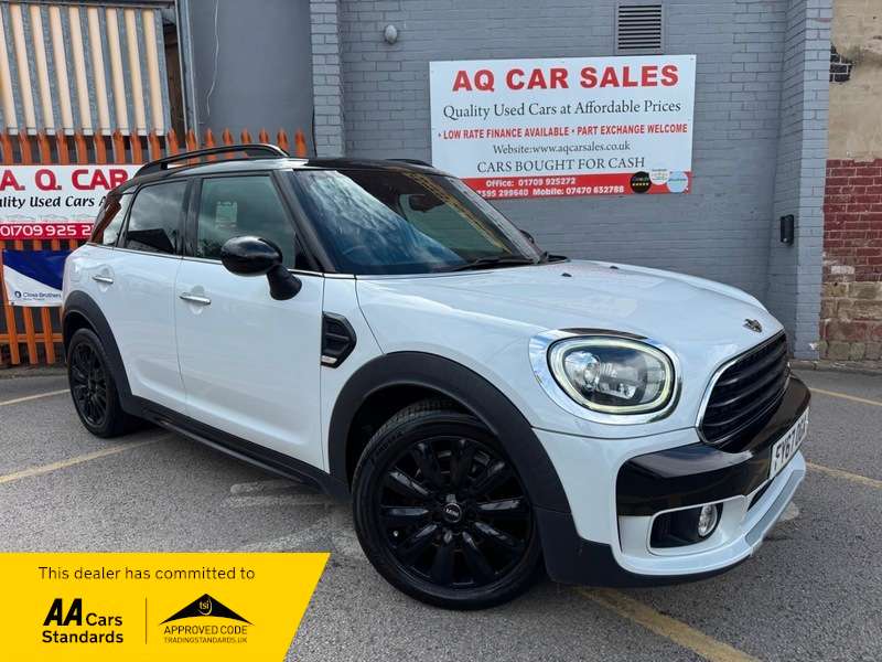 A 2017 MINI COUNTRYMAN COOPER D A 2017 MINI COUNTRYMAN COOPER D
