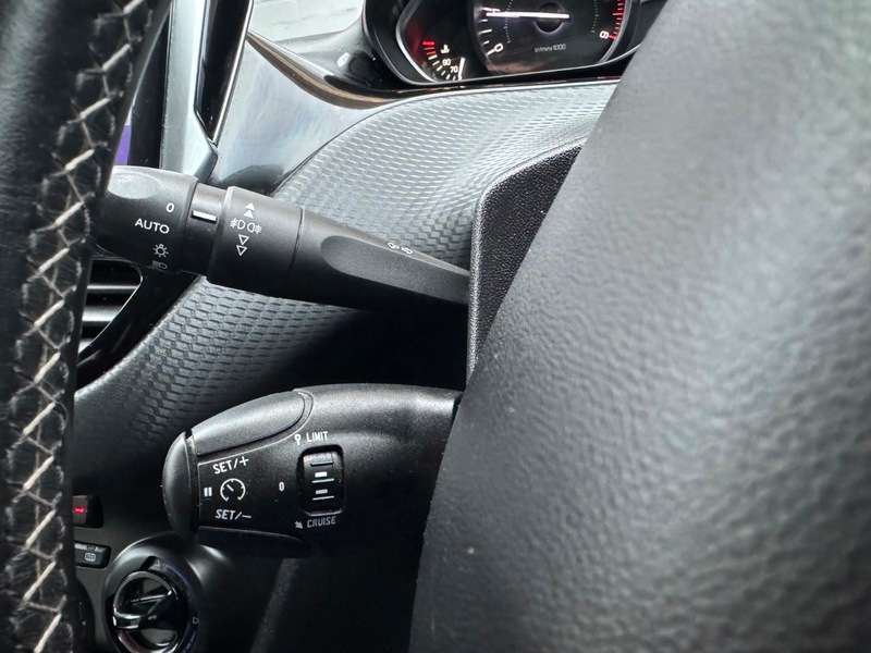 2016 PEUGEOT 208 2016 PEUGEOT 208