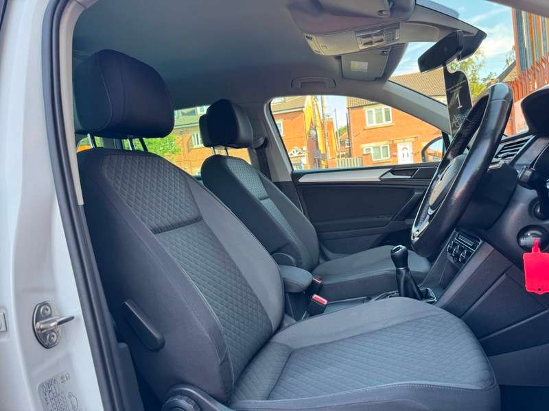 2018 VOLKSWAGEN TIGUAN 2018 VOLKSWAGEN TIGUAN