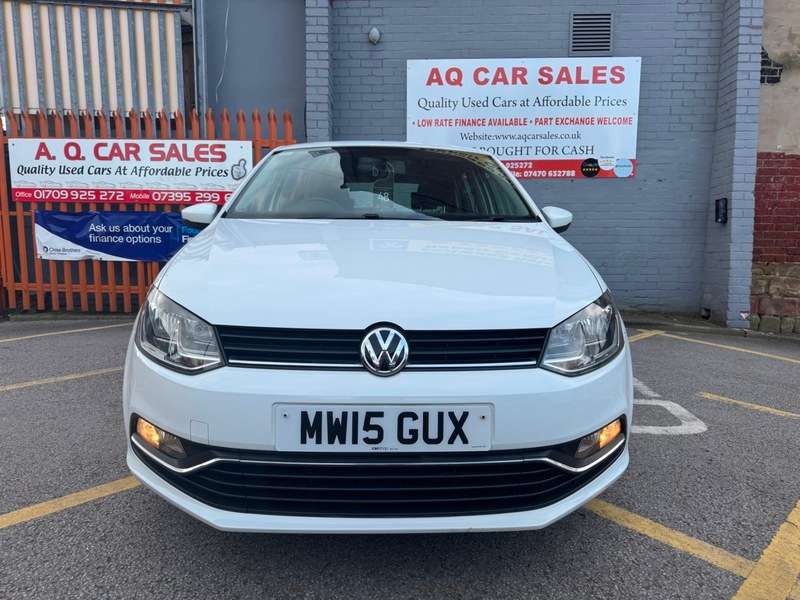 A 2015 VOLKSWAGEN POLO SE TSI A 2015 VOLKSWAGEN POLO SE TSI