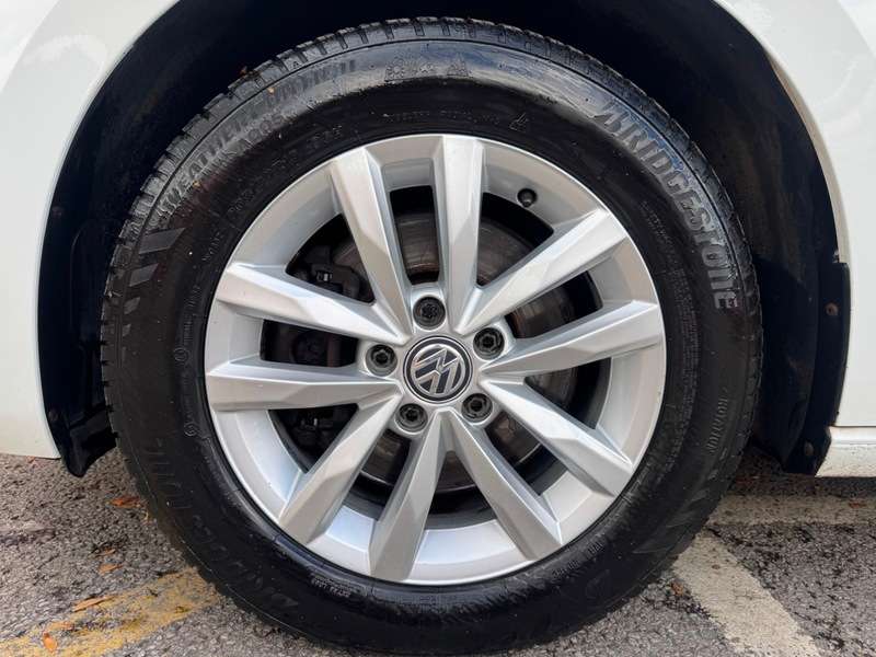 2016 VOLKSWAGEN TOURAN 2016 VOLKSWAGEN TOURAN