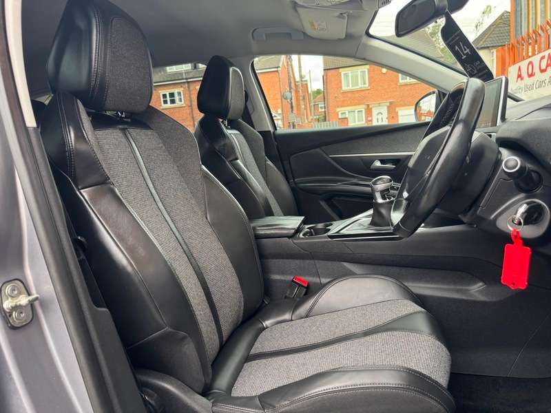 2017 PEUGEOT 3008 2017 PEUGEOT 3008