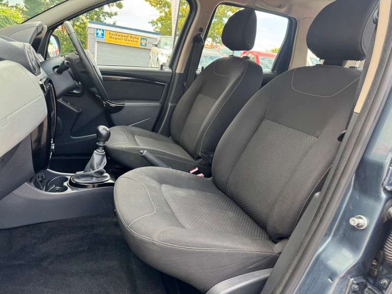 2014 DACIA DUSTER 2014 DACIA DUSTER