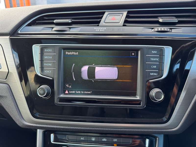 2016 VOLKSWAGEN TOURAN 2016 VOLKSWAGEN TOURAN