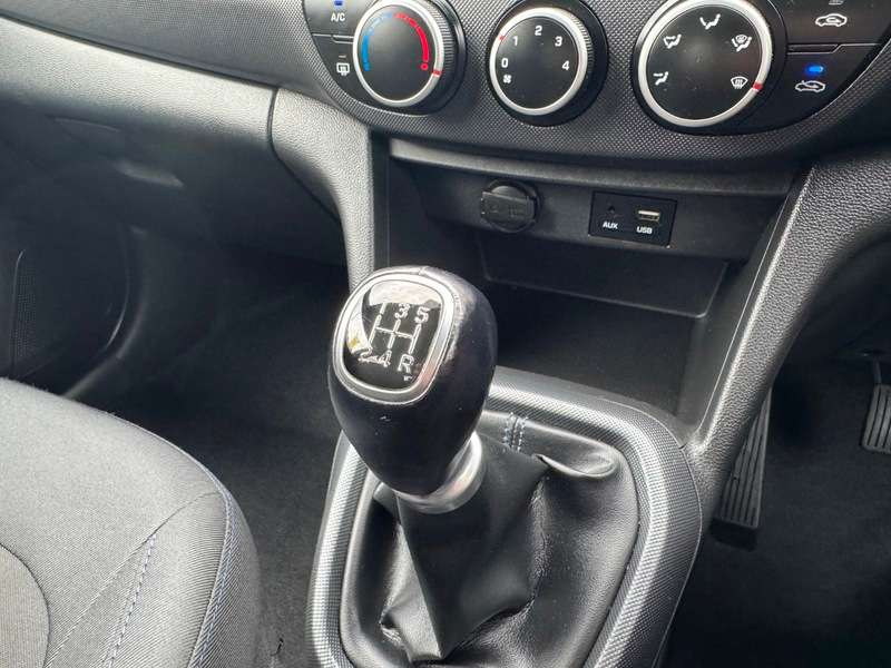 2018 HYUNDAI I10 2018 HYUNDAI I10