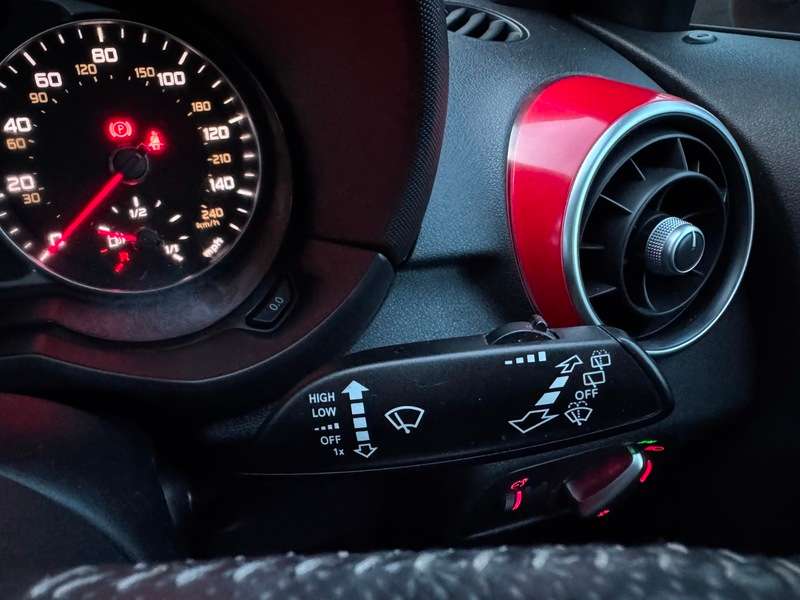 2014 AUDI A1 2014 AUDI A1