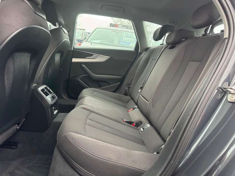 2017 AUDI A4 2017 AUDI A4