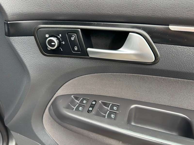 2014 VOLKSWAGEN TOURAN 2014 VOLKSWAGEN TOURAN