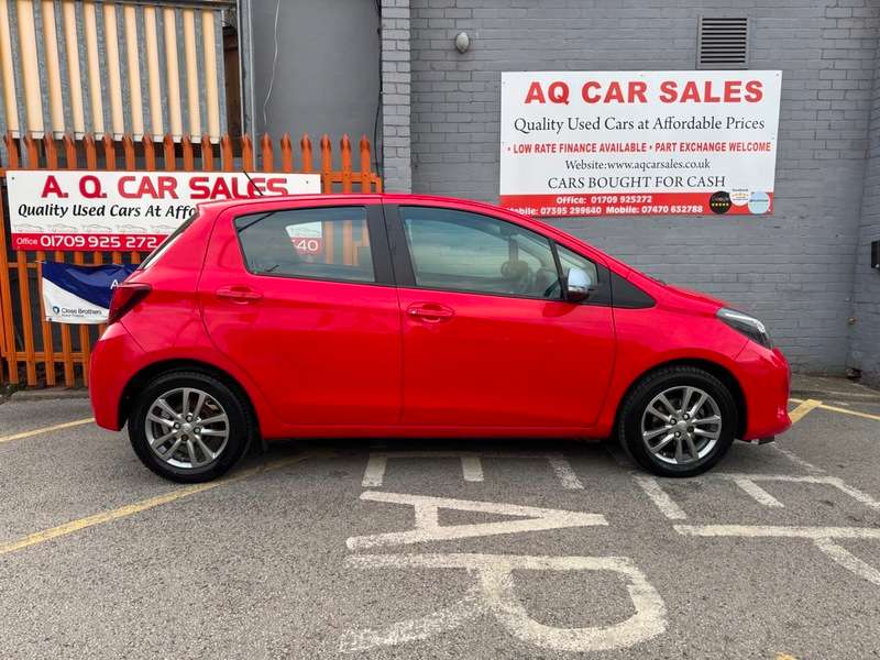 2015 TOYOTA YARIS 2015 TOYOTA YARIS