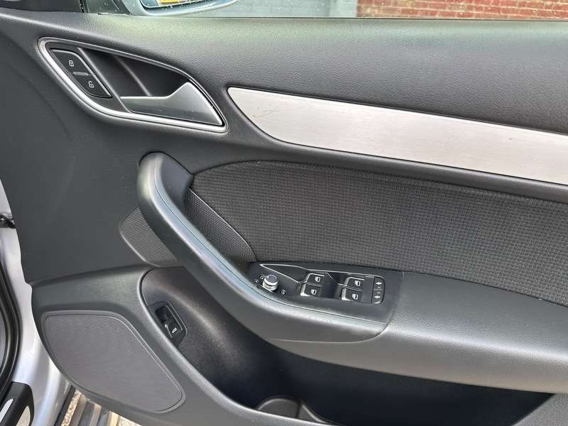2018 AUDI Q3 2018 AUDI Q3