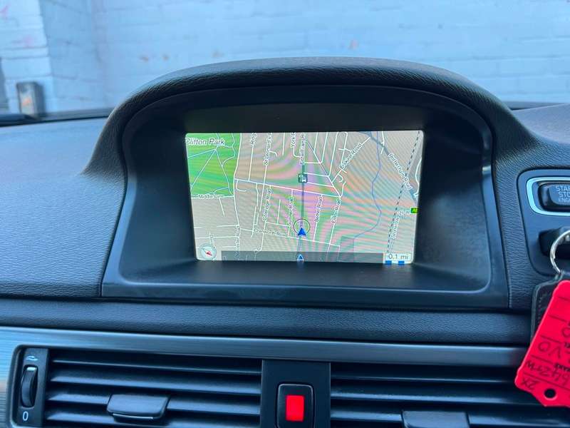 2014 VOLVO V70 2014 VOLVO V70