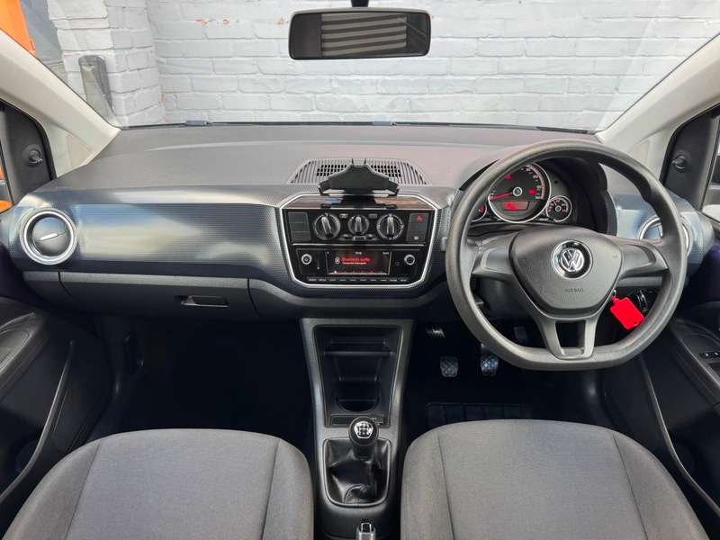 2017 VOLKSWAGEN UP 2017 VOLKSWAGEN UP